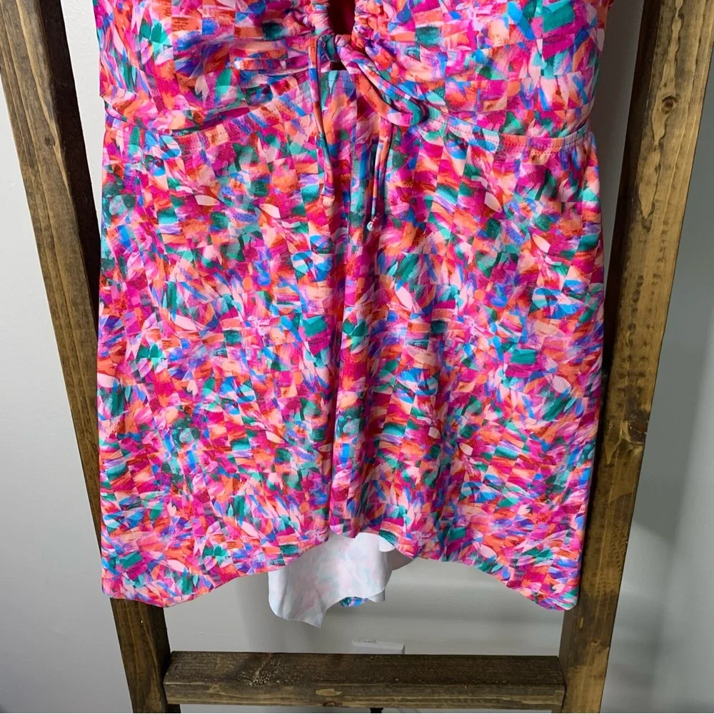 Sunsets Curve Vibrant Pink Multicolor Women's Swim Tankini Top
